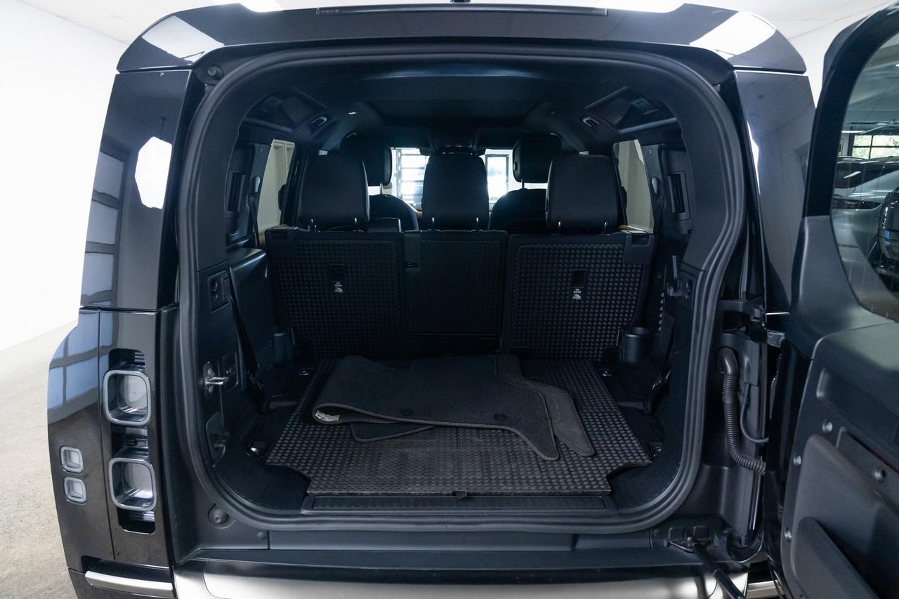 2021 Land Rover Defender 110 X 7 Passenger Vented Seats Meridian Audio Panoramic Portland OR