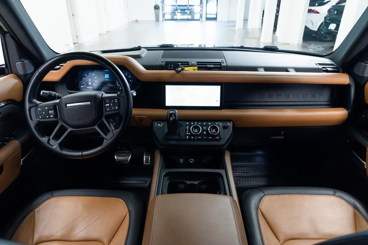 2021 Land Rover Defender 110 X 7 Passenger Vented Seats Meridian Audio Panoramic Portland OR