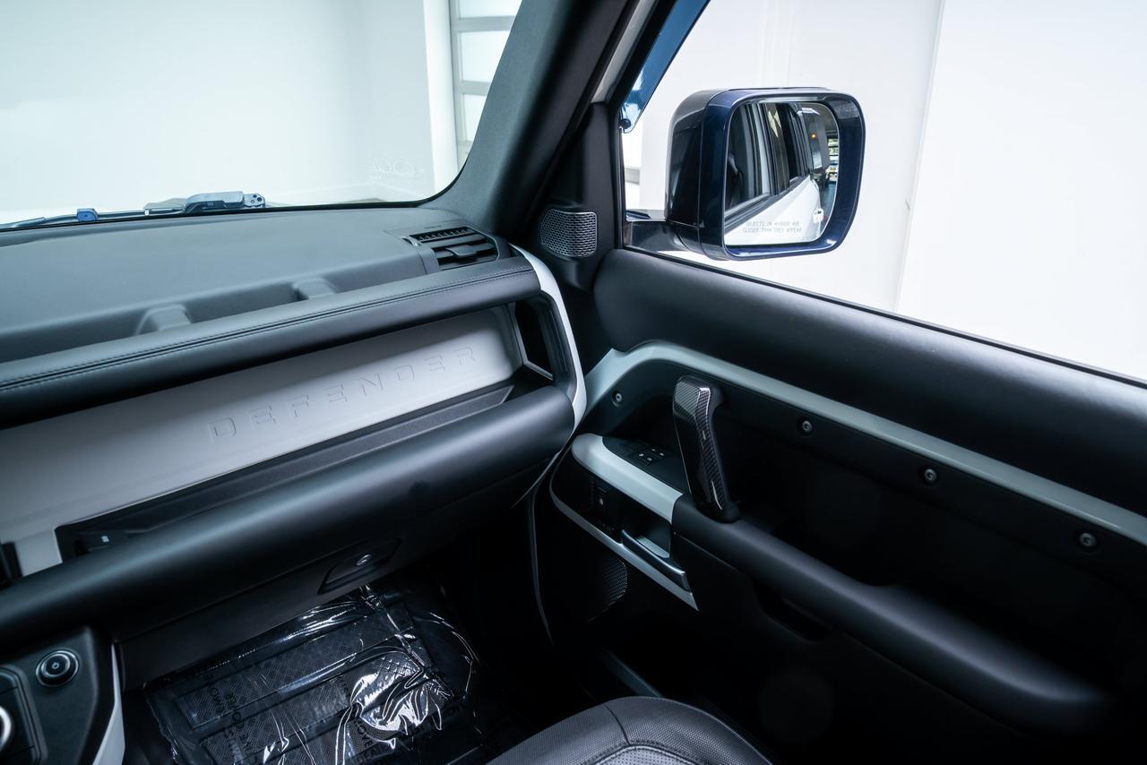 2021 Land Rover Defender 110 X-Dynamic HSE Adaptive Cruise / Ventilated Seats Portland OR