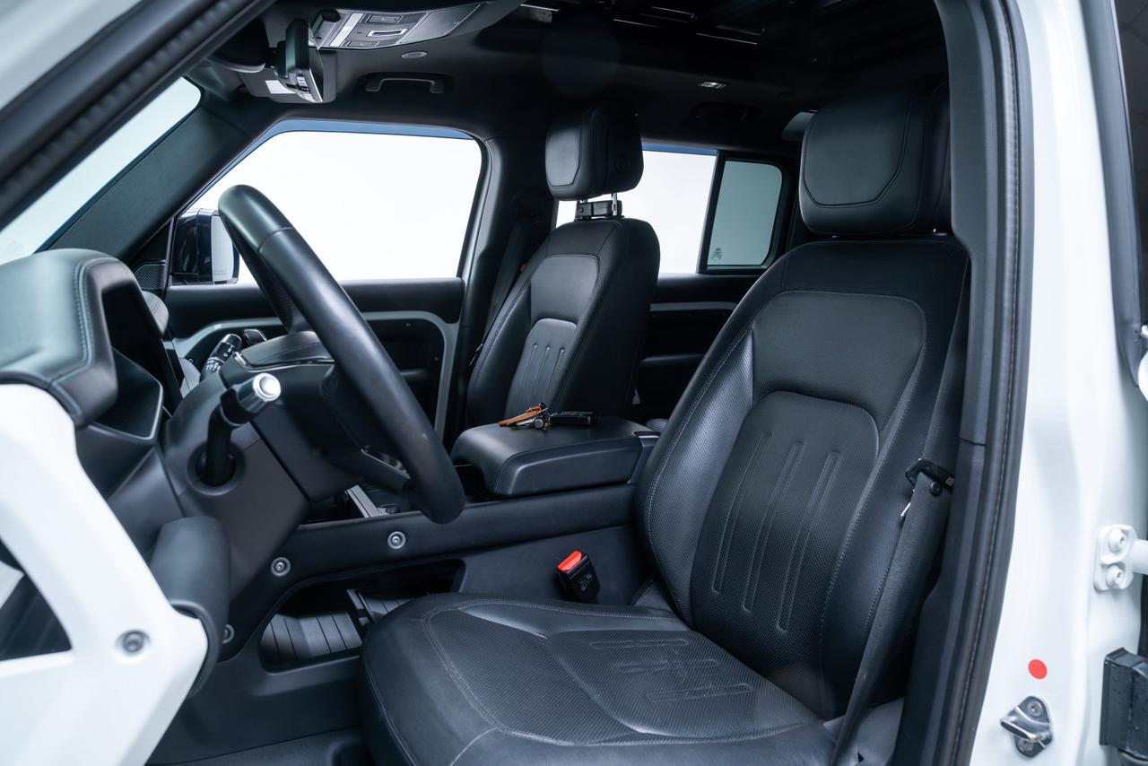 2021 Land Rover Defender 110 X-Dynamic HSE Adaptive Cruise / Ventilated Seats Portland OR