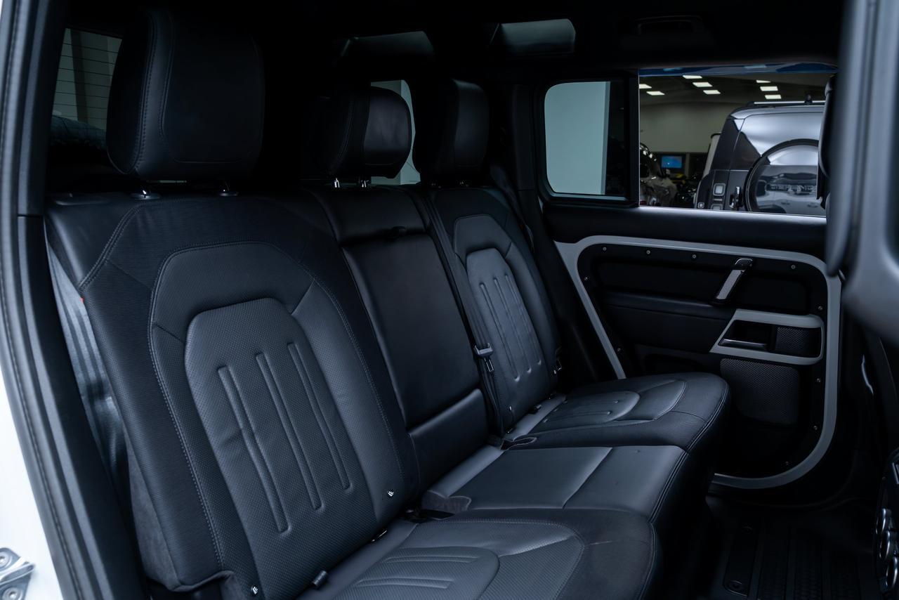 2021 Land Rover Defender 110 X-Dynamic HSE Adaptive Cruise / Ventilated Seats Portland OR