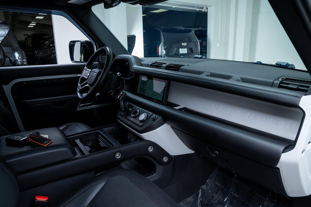 2021 Land Rover Defender 110 X-Dynamic HSE Adaptive Cruise / Ventilated Seats Portland OR