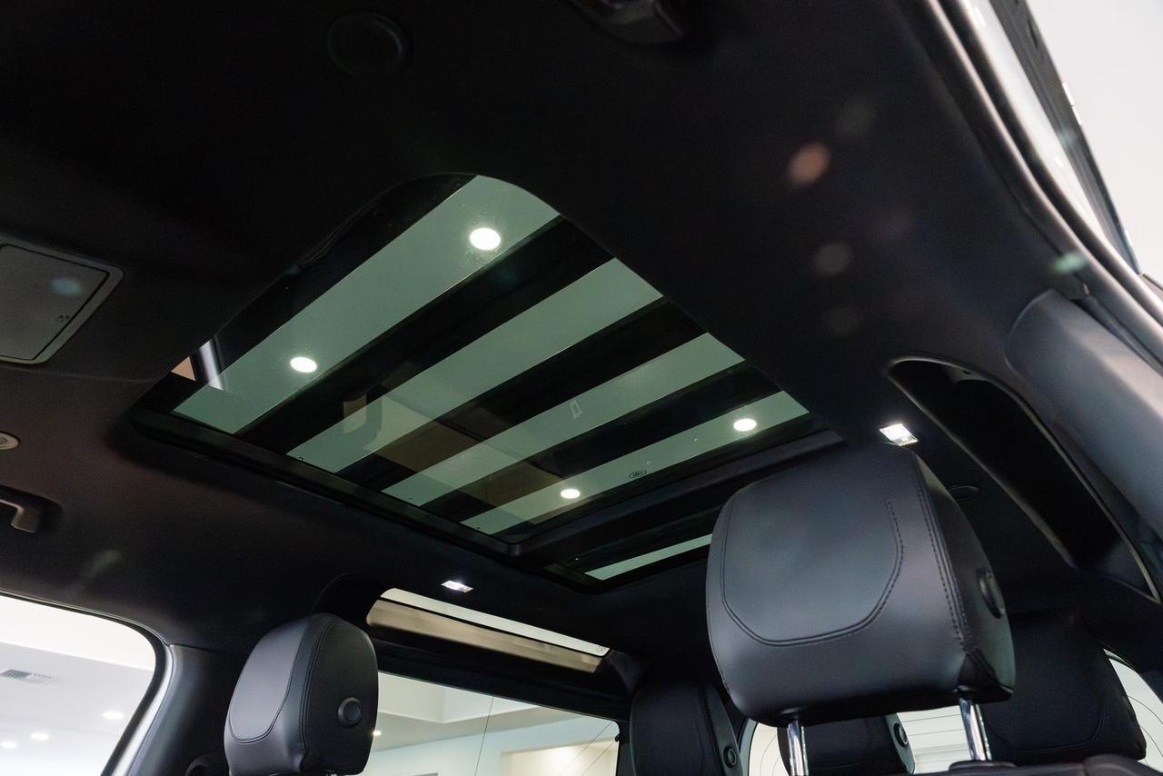 2021 Land Rover Defender 90 X-Dynamic S Gladstone OR