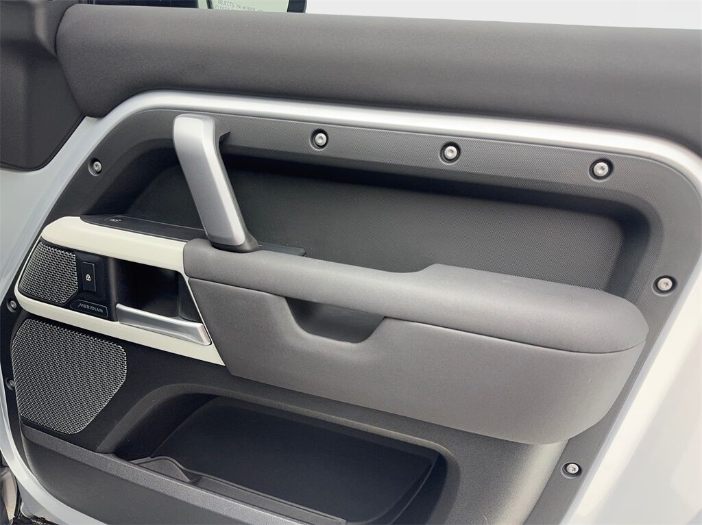 2021 Land Rover Defender 90 X-Dynamic S NAV,CAM,PANO,BLIND SPOT,19&quot; WLS Plano TX