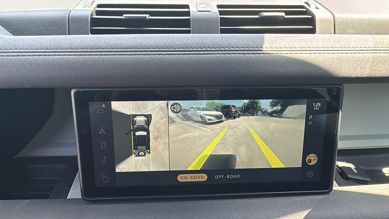 2021 Land Rover Defender S  Selma TX