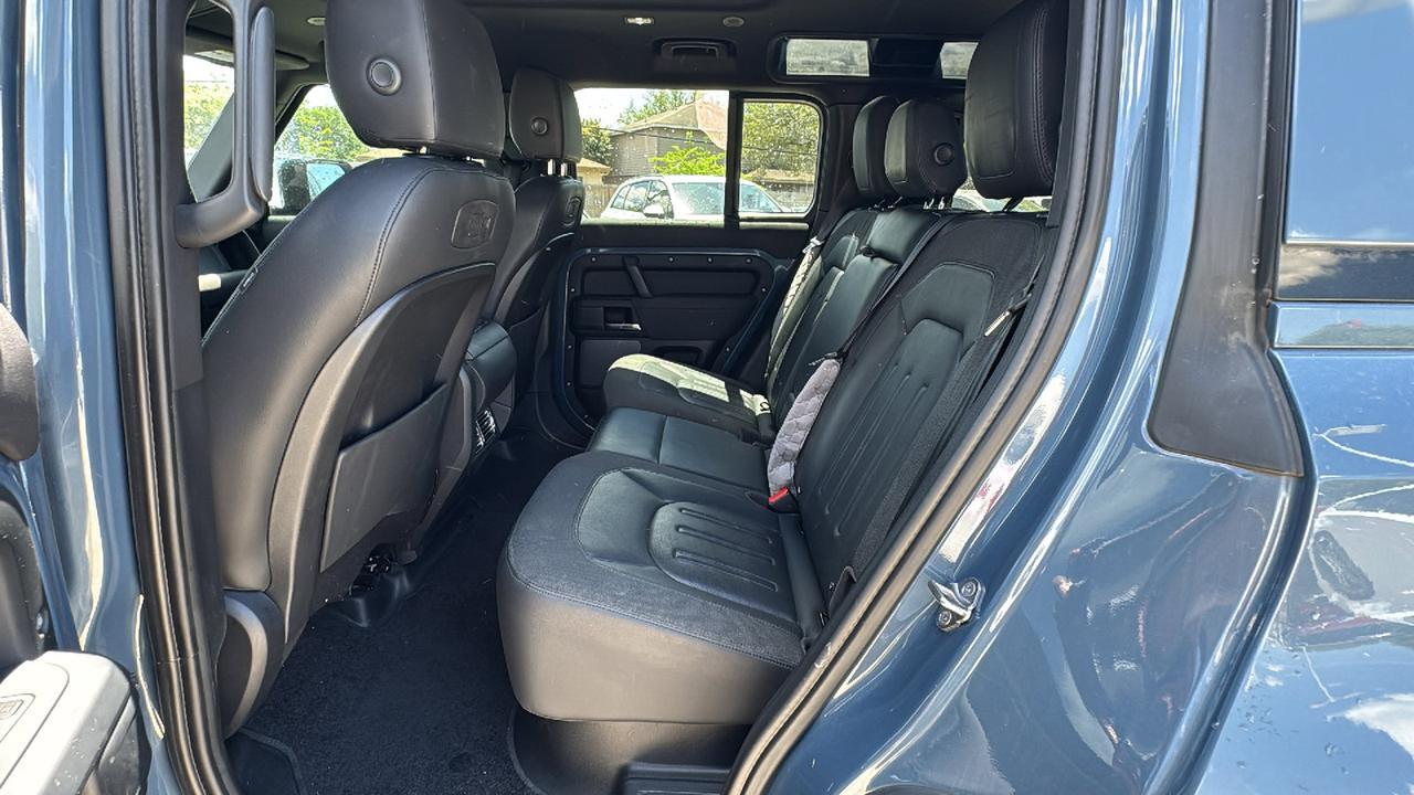 2021 Land Rover Defender S  Selma TX