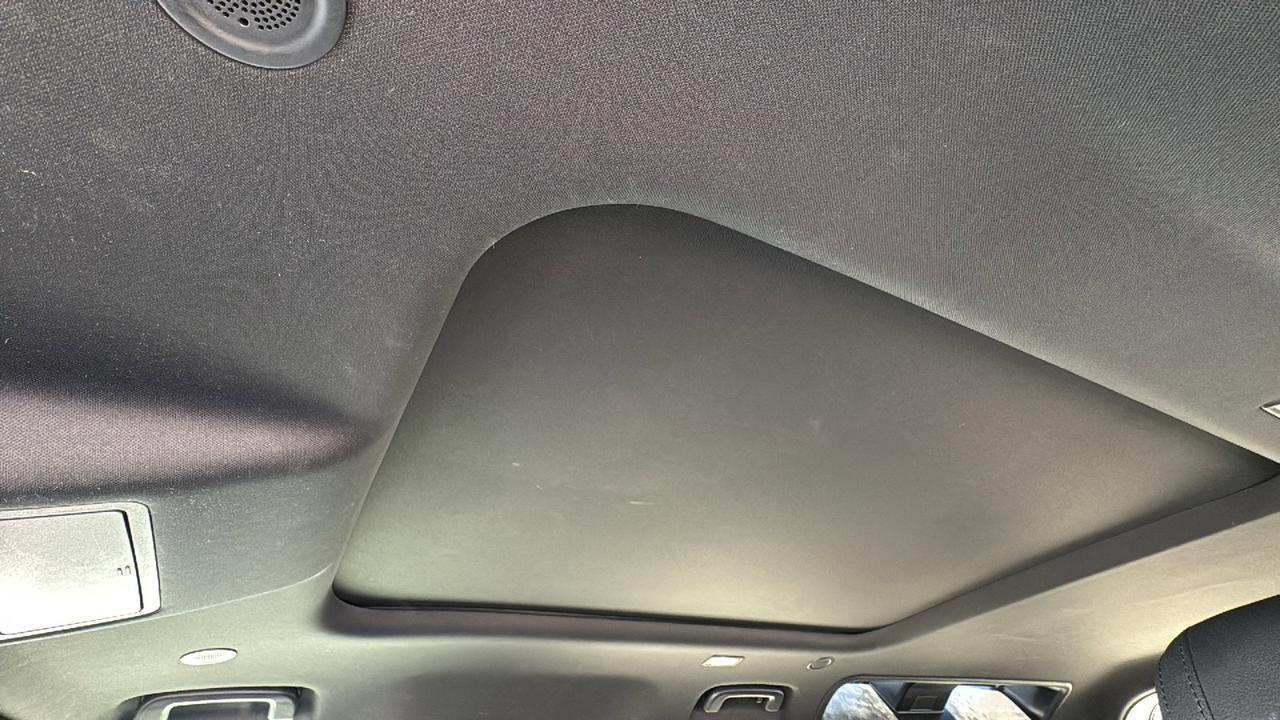 2021 Land Rover Defender S  Selma TX