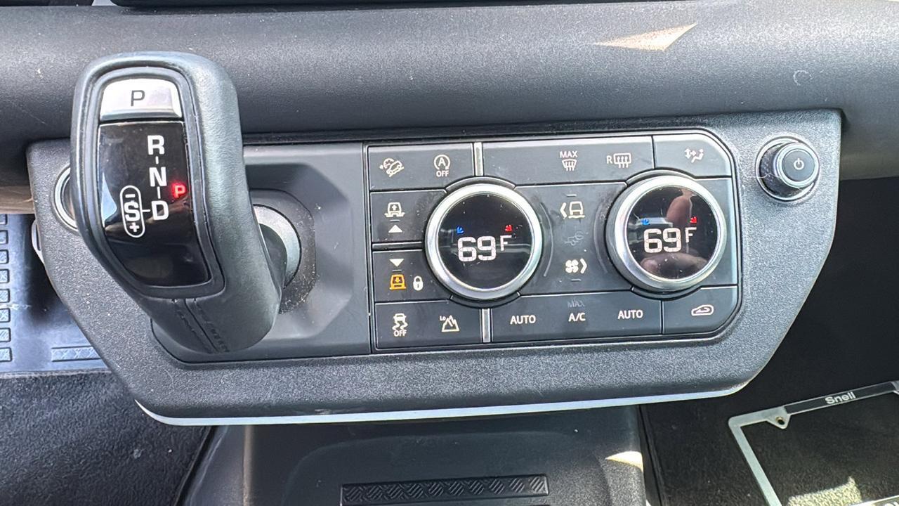 2021 Land Rover Defender S  Selma TX