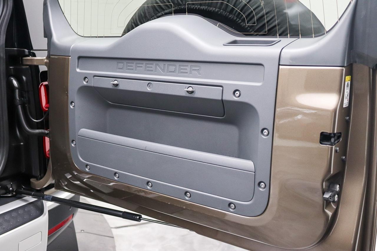 2021 Land Rover Defender SE Newport Beach CA
