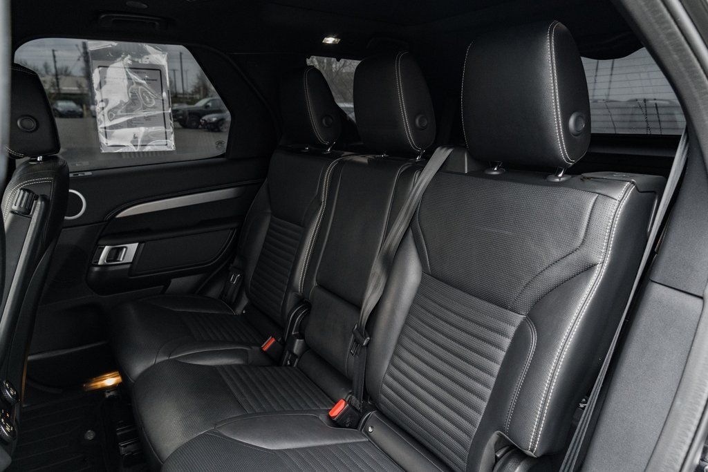 2021 Land Rover Discovery S R-Dynamic Beaverton OR