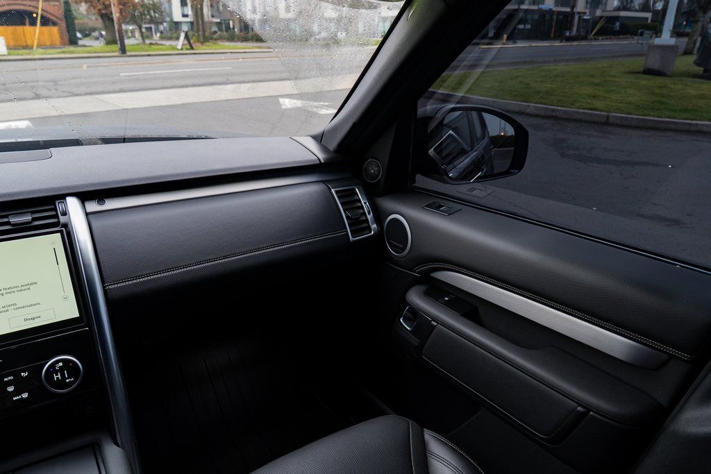 2021 Land Rover Discovery S R-Dynamic Beaverton OR