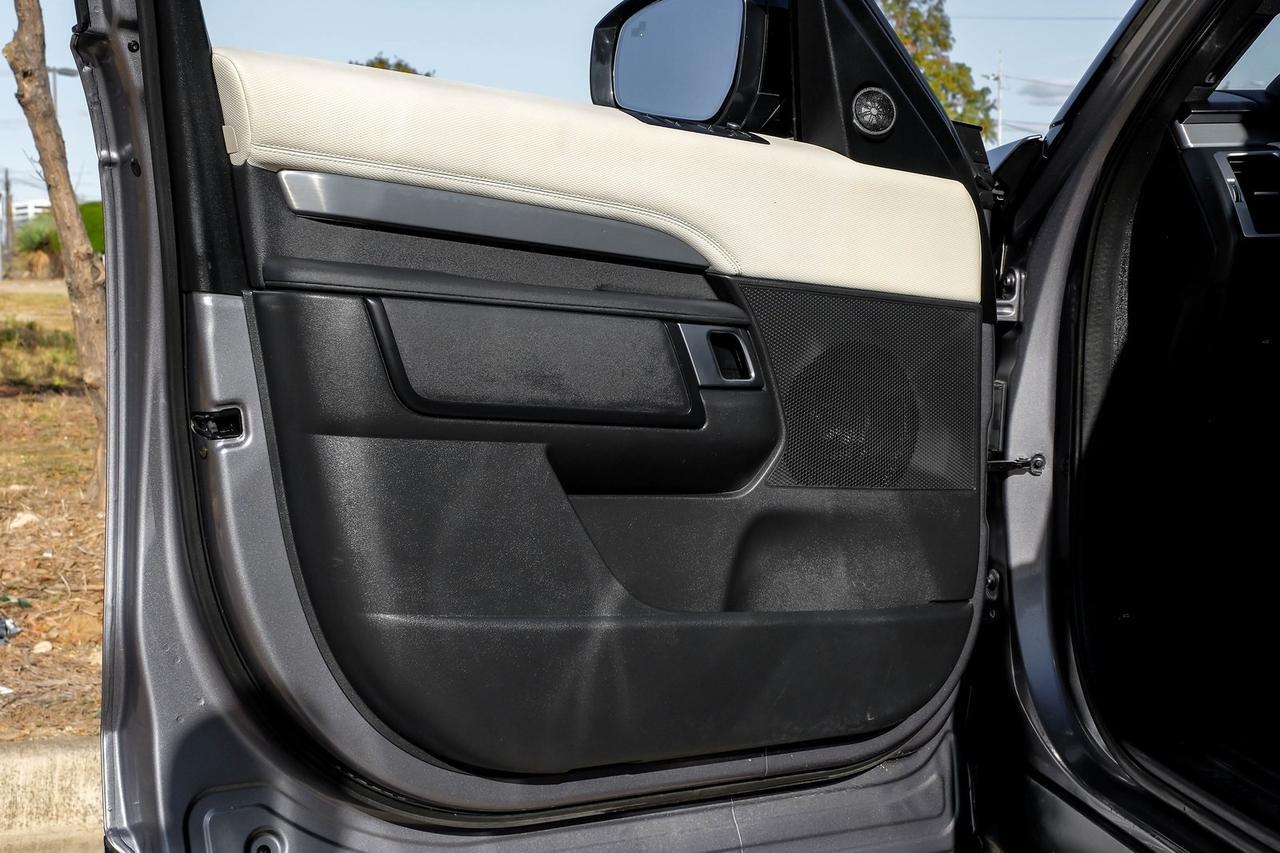 2021 Land Rover Discovery S R-Dynamic Richardson TX