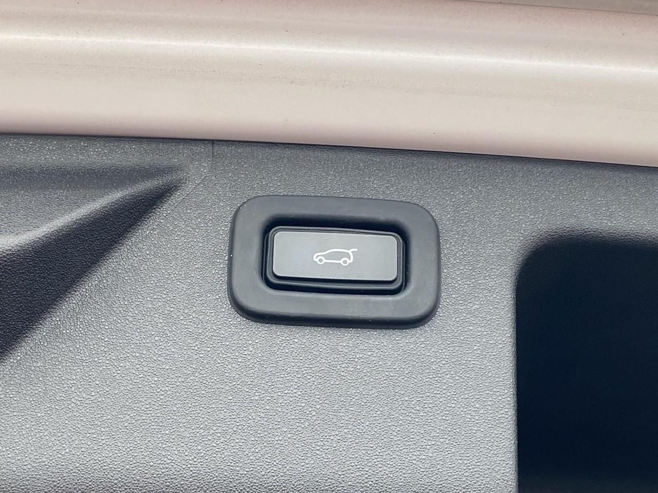 2021 Land Rover Discovery Sport SE Richmond Hill NY