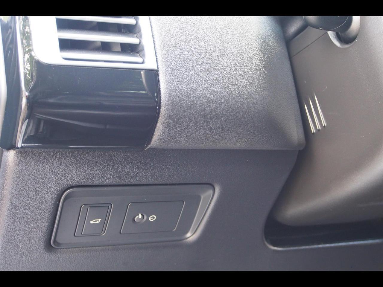 2021 Land Rover Range Rover Base