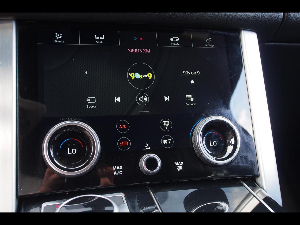 2021 Land Rover Range Rover Base