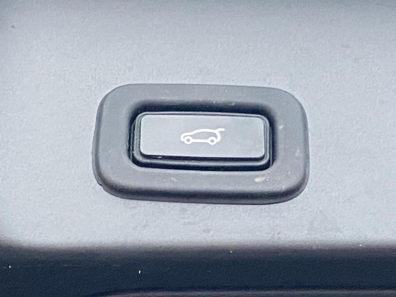 2021 Land Rover Range Rover Evoque R-Dynamic SE Richmond Hill NY