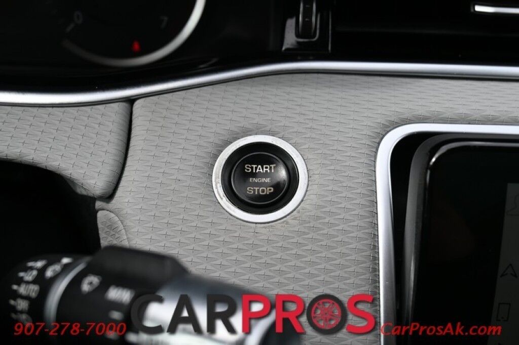2021 Land Rover Range Rover Evoque S - AWD - Heated Leather Seats - Heated Steering Wheel - Meridian Sound System - Panoramic Fixed Roof - 360 Camera - Apple CarPlay/Android Auto - Bluetooth - Front & Rear Sensors - Blind Spot Assist - Power Liftgate - 1 Owner Anchorage AK