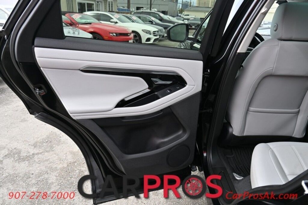 2021 Land Rover Range Rover Evoque S - AWD - Heated Leather Seats - Heated Steering Wheel - Meridian Sound System - Panoramic Fixed Roof - 360 Camera - Apple CarPlay/Android Auto - Bluetooth - Front & Rear Sensors - Blind Spot Assist - Power Liftgate - 1 Owner Anchorage AK