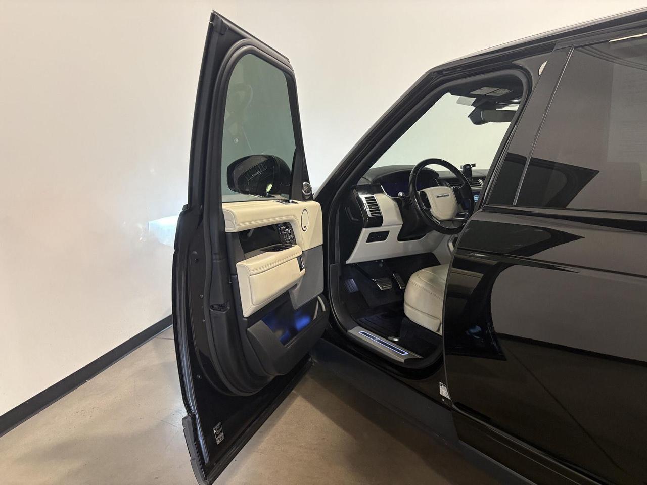 2021 Land Rover Range Rover P525 Westminster Parker CO