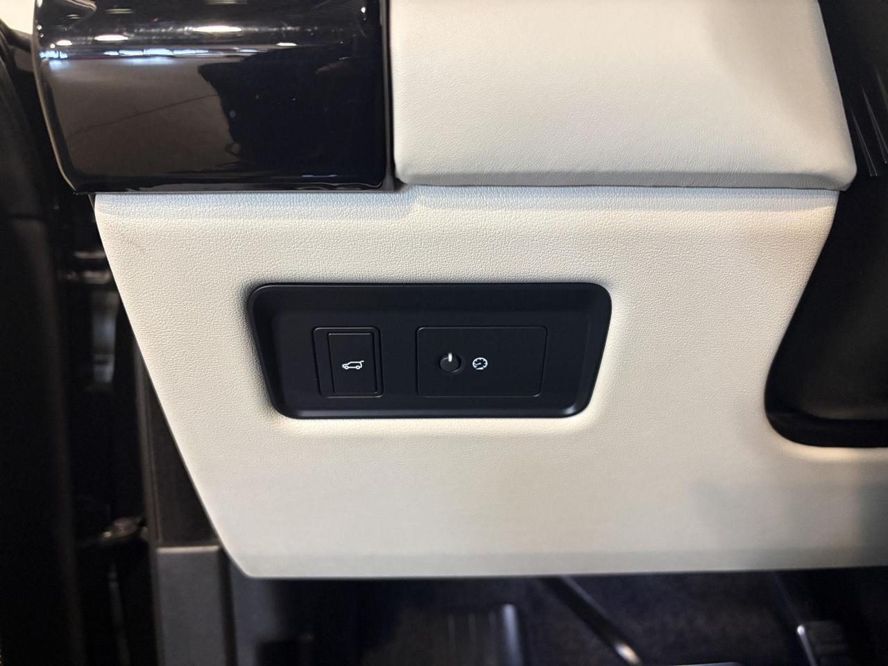 2021 Land Rover Range Rover P525 Westminster Parker CO