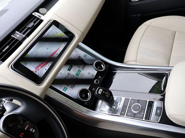 2021 Land Rover Range Rover Sport HSE Silver Edition Oshkosh WI