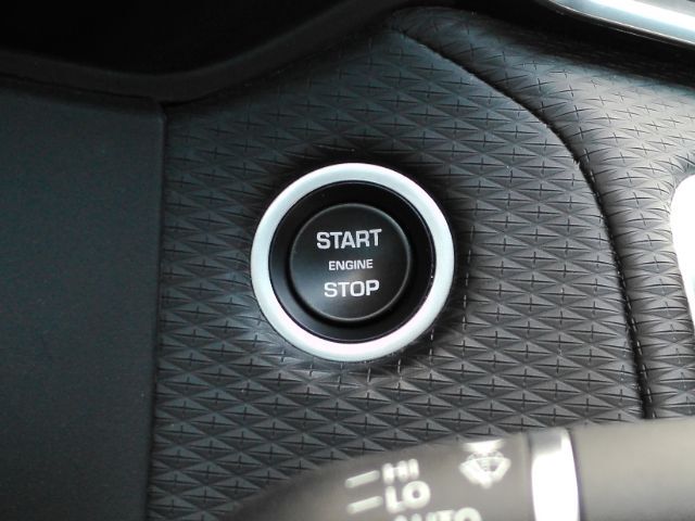 2021 Land Rover Range Rover Velar P250 R-Dynamic S Plano TX