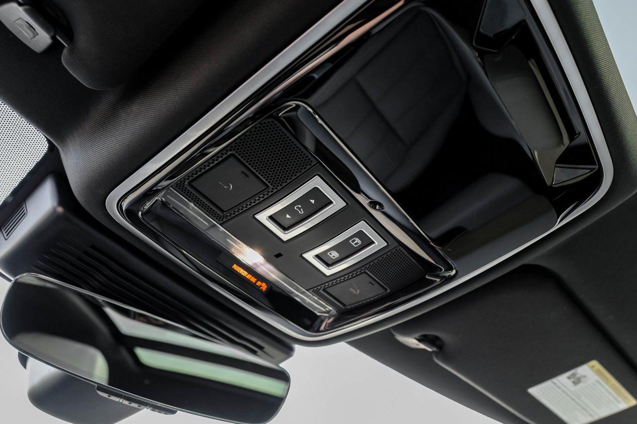 2021 Land Rover Range Rover Velar P250 R-Dynamic S Richardson TX