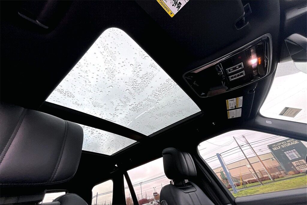 2021 Land Rover Range Rover Westminster OR
