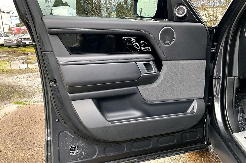 2021 Land Rover Range Rover Westminster OR