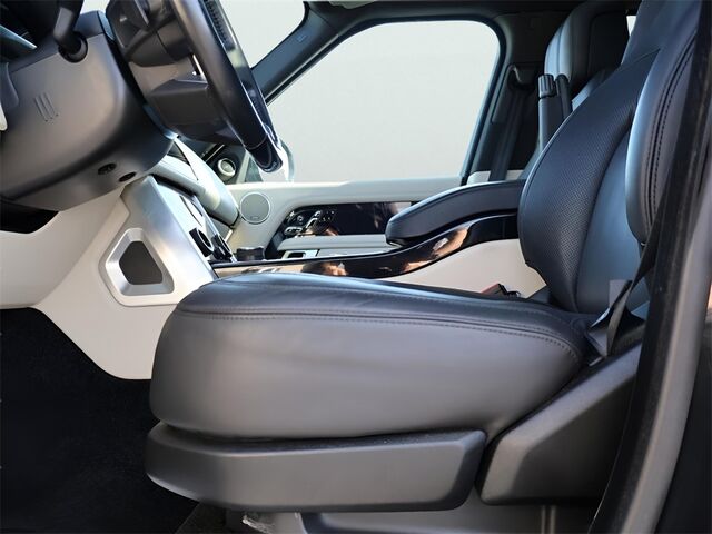2021 Land Rover Range Rover Westminster Oshkosh WI