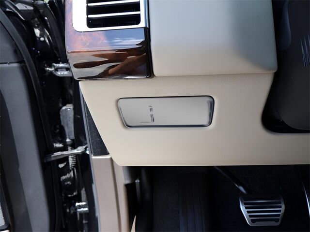 2021 Land Rover Range Rover Westminster Oshkosh WI