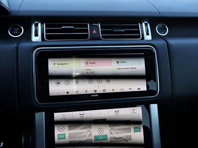 2021 Land Rover Range Rover Westminster Oshkosh WI 2021 Land Rover Range Rover Westminster Oshkosh WI