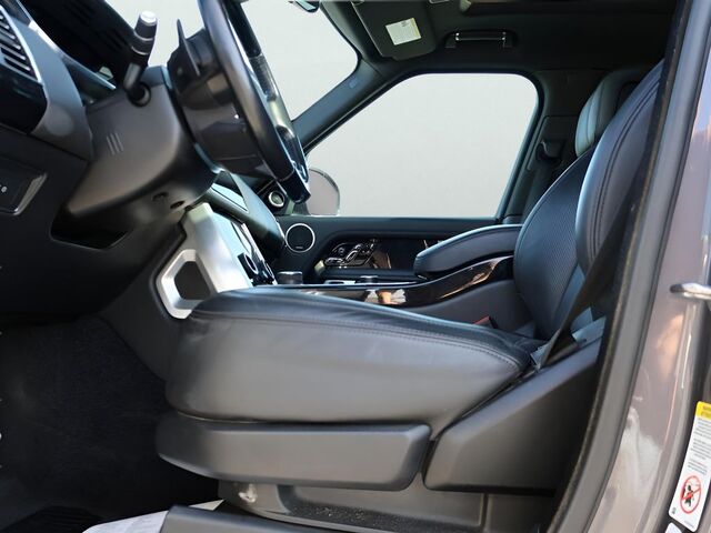 2021 Land Rover Range Rover Westminster Oshkosh WI 2021 Land Rover Range Rover Westminster Oshkosh WI