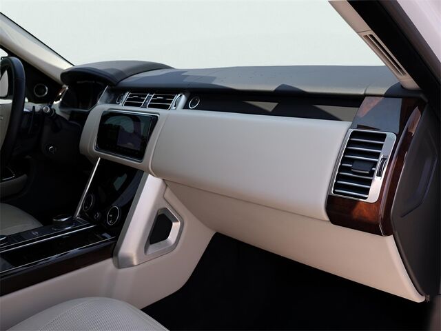 2021 Land Rover Range Rover Westminster Oshkosh WI