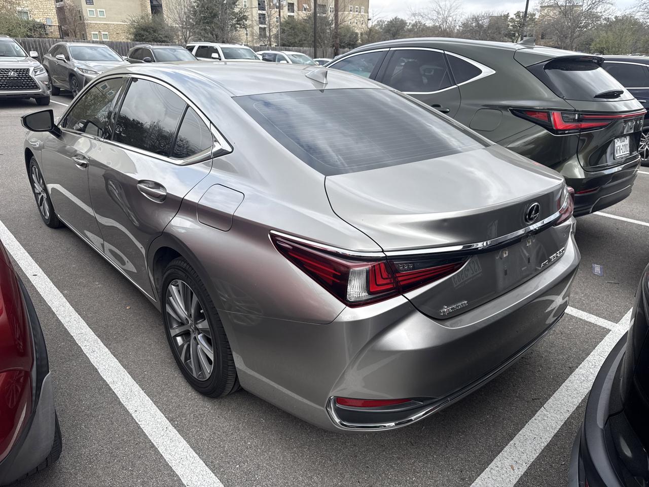 2021 Lexus ES 250
