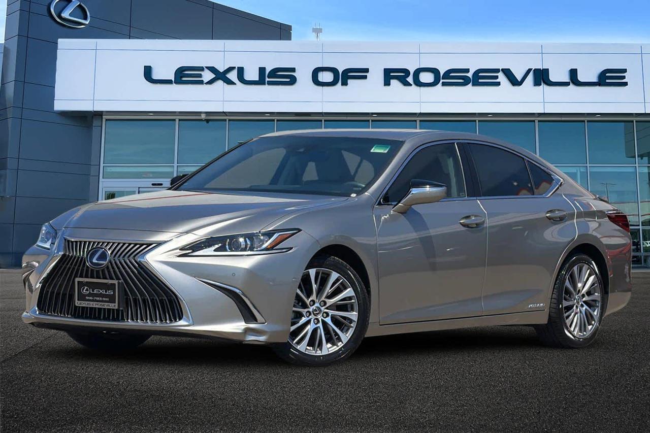 2021 Lexus ES 300h