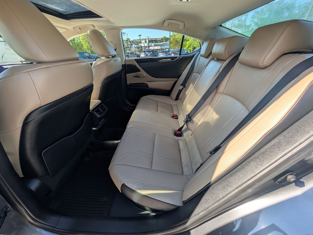 2021 Lexus ES 300h Luxury Cockeysville MD