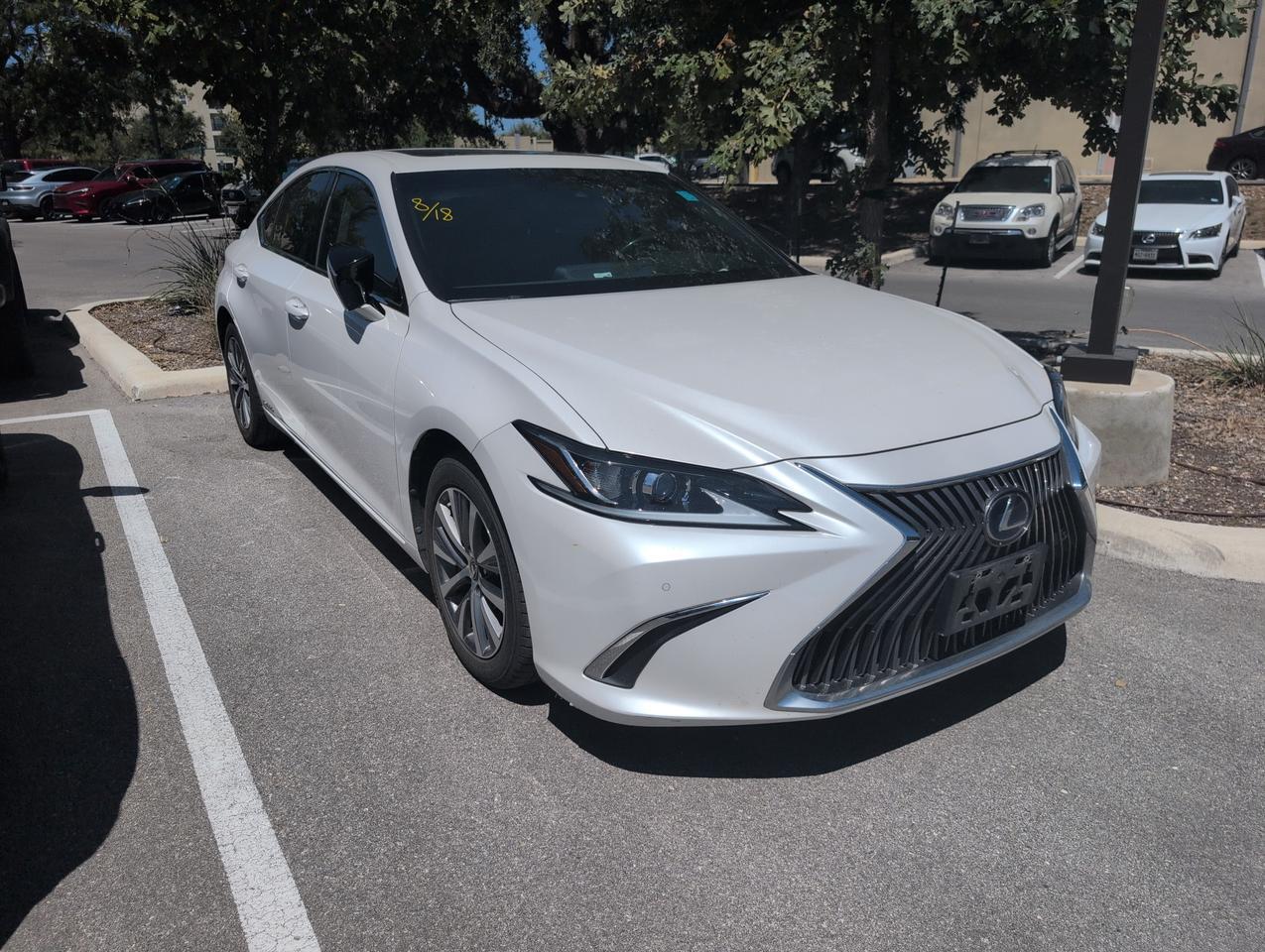 2021 Lexus ES 300h