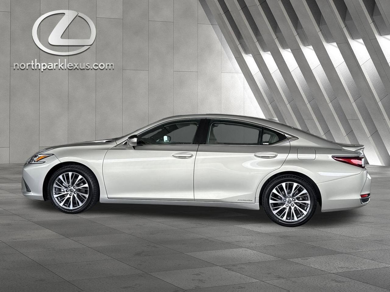 2021 Lexus ES