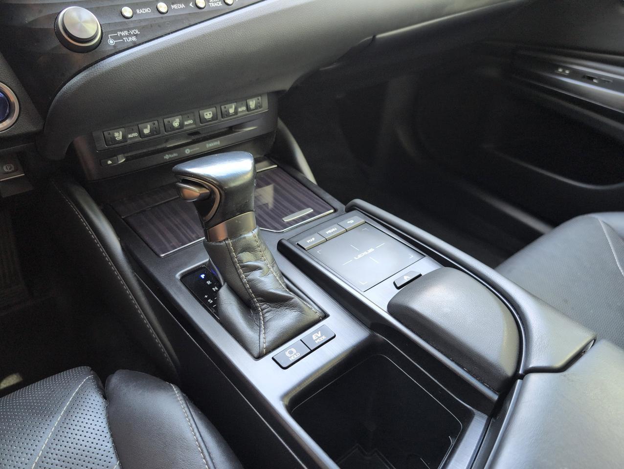 2021 Lexus ES 300h Ultra Luxury San Antonio TX