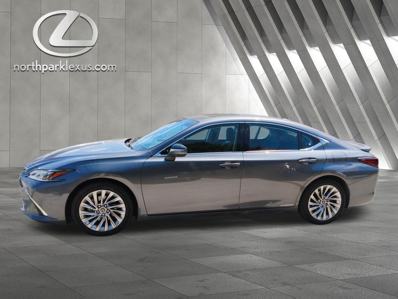 2021 Lexus ES