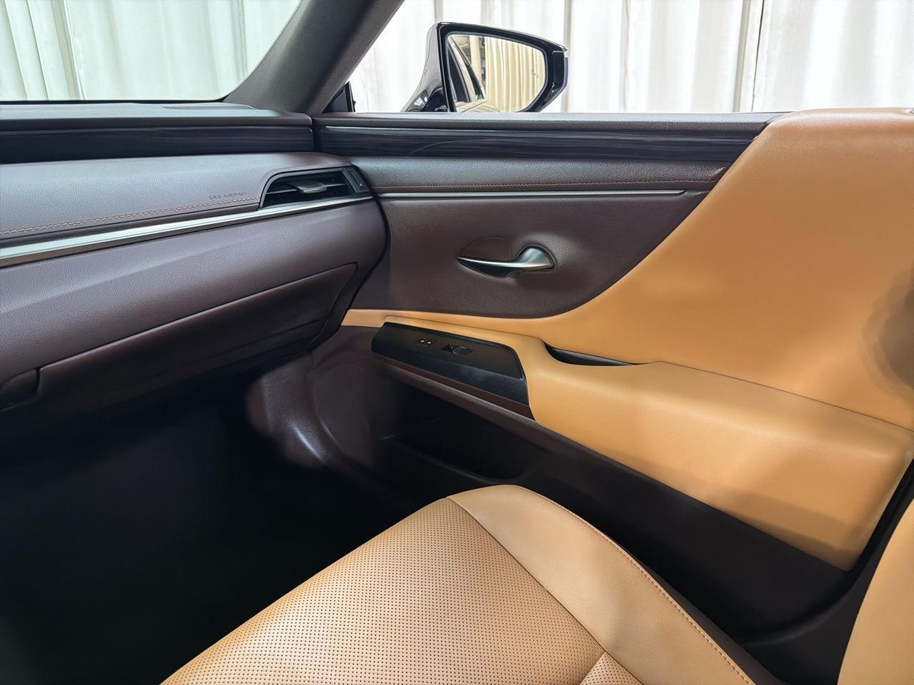 2021 Lexus ES 300h Annapolis MD