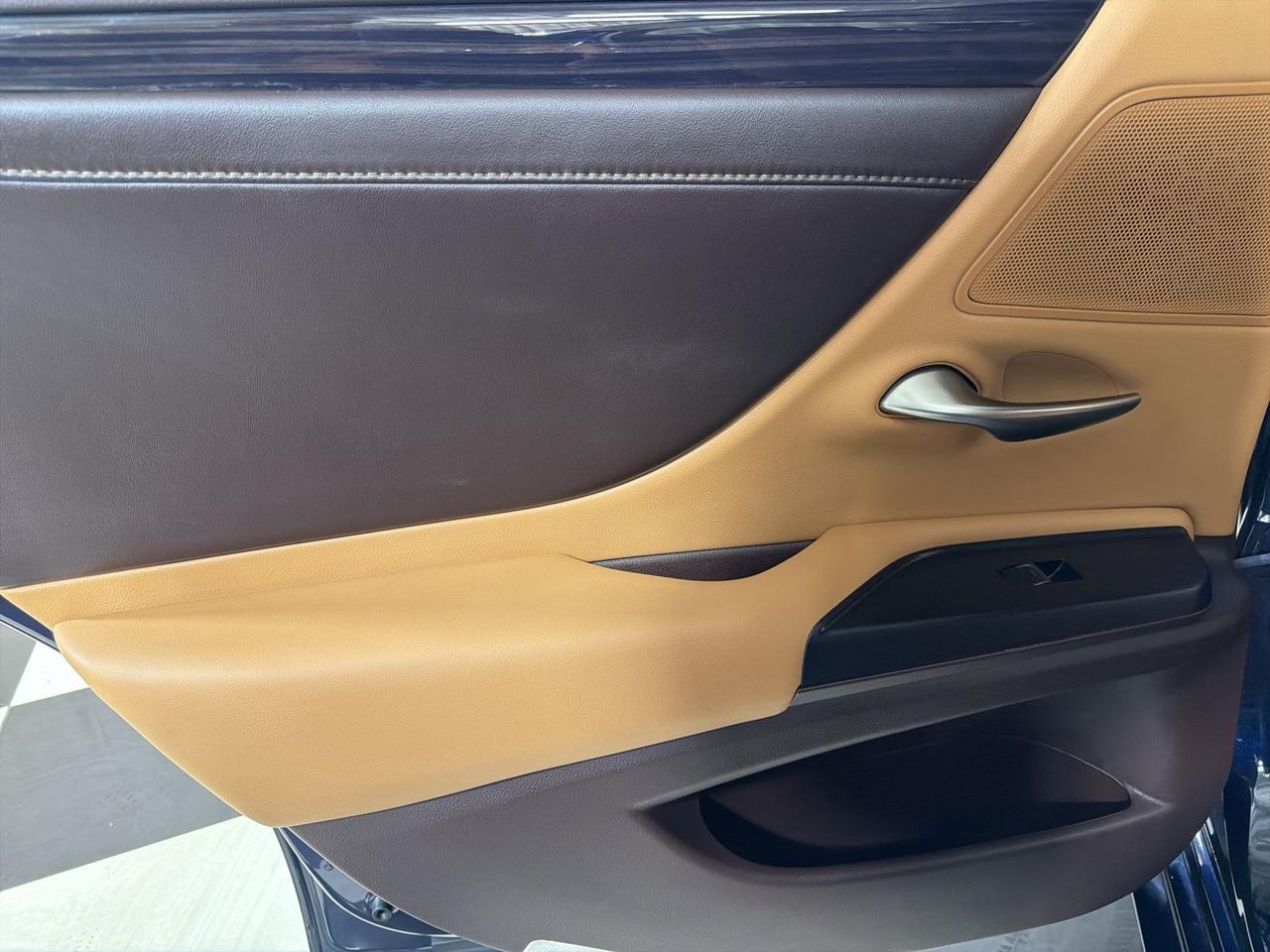 2021 Lexus ES 300h Annapolis MD