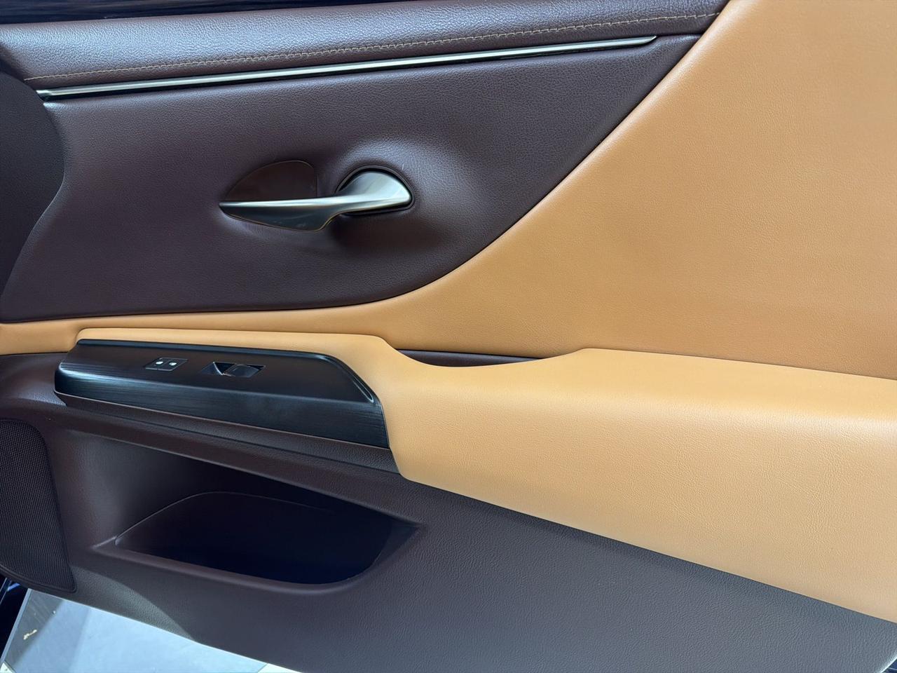 2021 Lexus ES 300h Annapolis MD