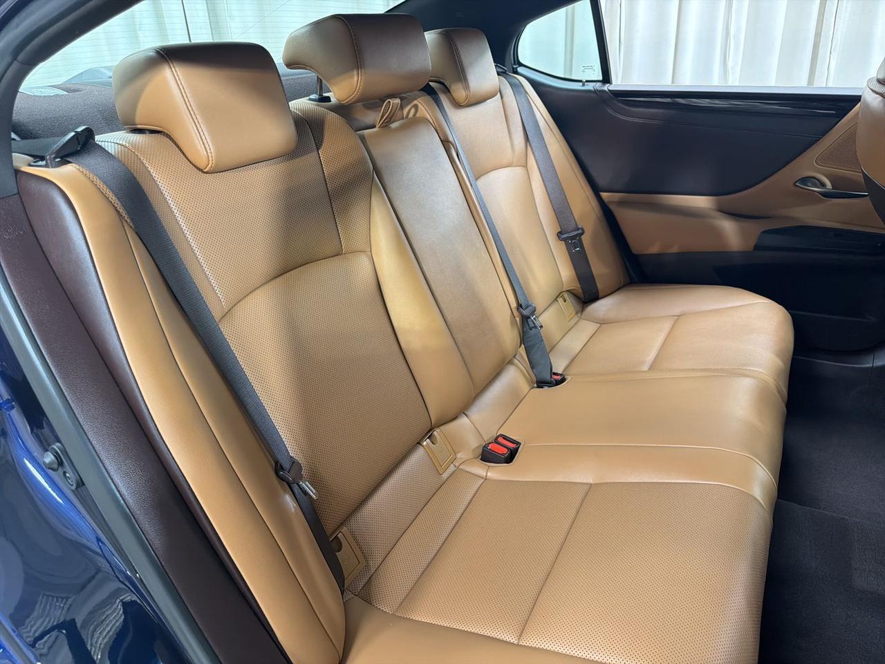 2021 Lexus ES 300h Annapolis MD