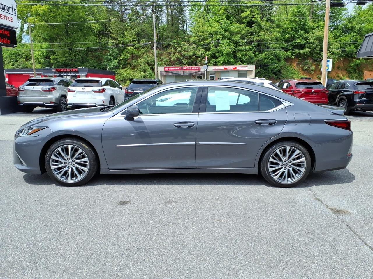 2021 Lexus ES 350 Base