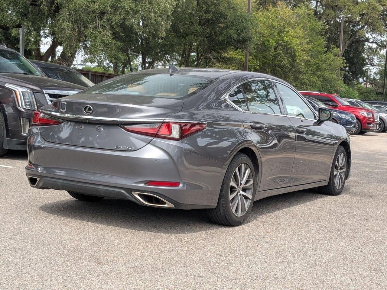 2021 Lexus ES 350