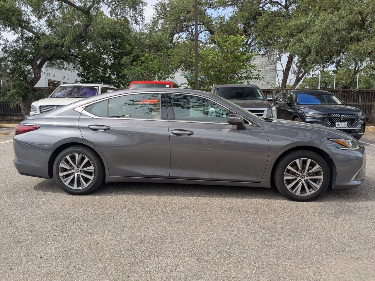 2021 Lexus ES 350
