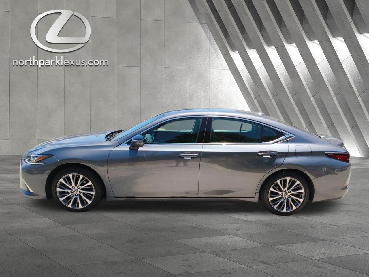2021 Lexus ES