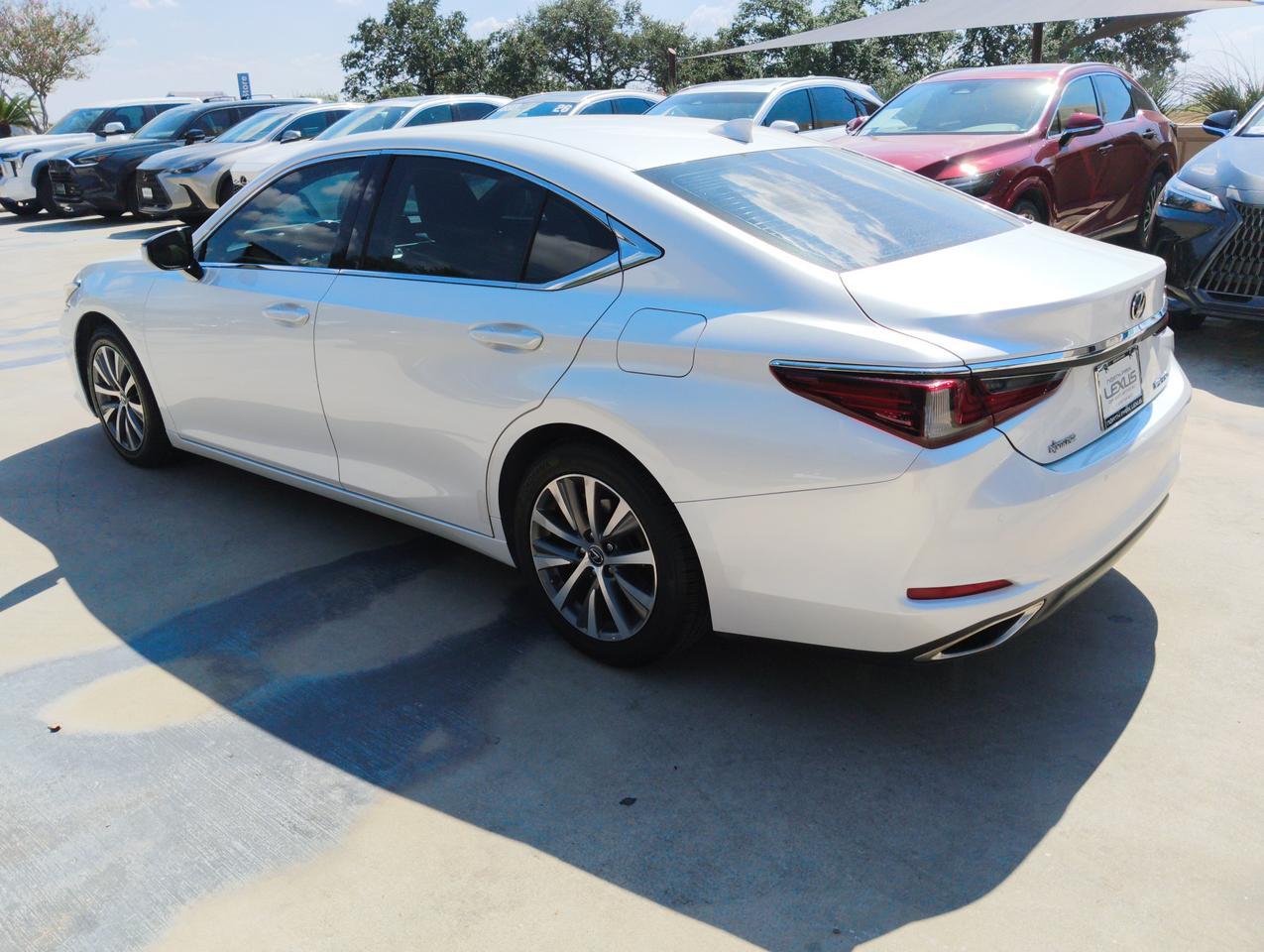 2021 Lexus ES 350